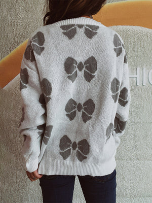 Gray bow print relaxed fit sweater with crew neck and long sleeves