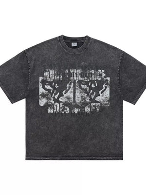 Vintage graphic relaxed fit t-shirt in dark gray cotton with crew neck and abstract print.