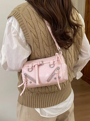Adjustable Strap Leather Shoulder Bag in Pink, close-up detail