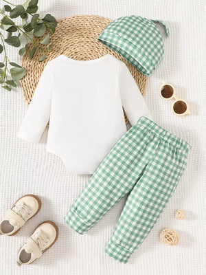 Children's Long Sleeve Bodysuit And Pants Set With Hat in White, fit detail