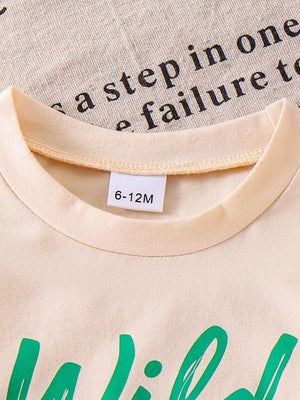Children S Graphic Round Neck Tee And Shorts in Green, close-up detail