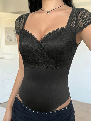 Black lace sweetheart neckline cap sleeve bodysuit with scalloped trim