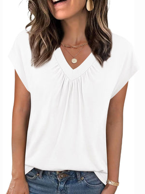 White ruched v-neck t-shirt with short sleeves and relaxed fit.