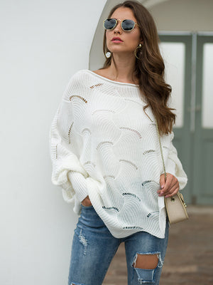 White scalloped knit sweater with boat neck and balloon sleeves