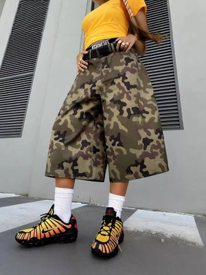 Camouflage Wide-leg Cropped Pants in Polish Camouflage, model styling view