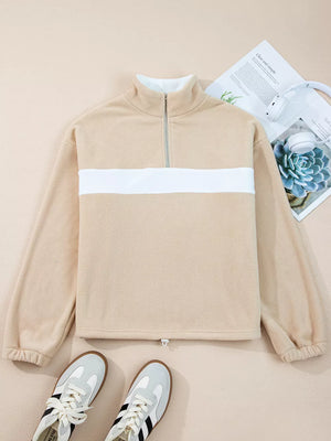 Fleece Colorblock Patchwork Zipped Neck Pullover in Khaki, fabric detail