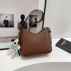 Pu Leather Crossbody Bag in Black, close-up detail