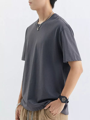 Men's dark gray cotton crew neck t-shirt, short sleeves, relaxed fit.