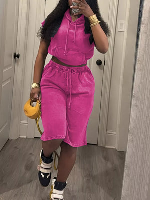Rose red cotton hooded crop top and drawstring shorts set with pockets