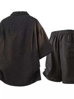 Men's Button-up Short Sleeve Shirt & Shorts Set, model styling view