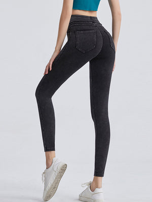 Denim illusion leggings in charcoal with a high waist and back pockets.
