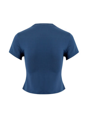 Blue cropped t-shirt with crew neck and short sleeves
