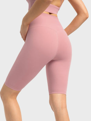 Sculpted Active Bike Shorts in Dusty Pink with a V-seam detail.