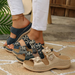 Floral appliqué mid-heel sandals in beige, navy, gray, and army green with comfortable cushioned soles.