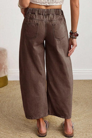 Solid Color Square Patch Pocket Barrel Jeans, back view
