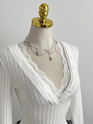 V-neck Lace Trim Ribbed Knit T-shirt, close-up detail