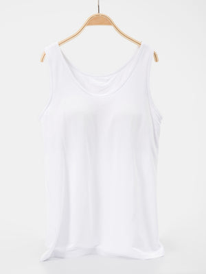 White essential scoop neck tank top with a relaxed fit.