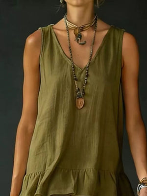 Green tiered ruffled hem V-neck dress with a relaxed fit.