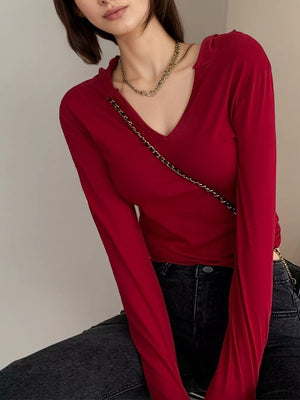 V-neck Long Sleeve Slim Fit T-shirt, model styling view