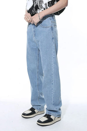 Relaxed fit light wash denim jeans with a casual silhouette.