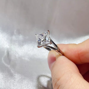 0.3 Carat 925 Sterling Silver Solitaire Ring, back view