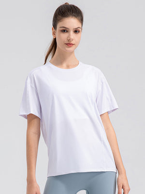 White performance t-shirt with seam details and short sleeves.