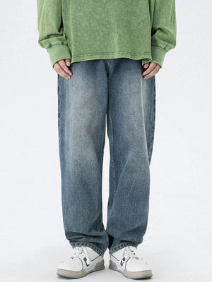 Men S Vintage Wash Relaxed Fit Jeans in Black, close-up detail