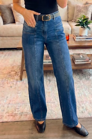 Seam-detail high-waisted jeans in blue denim with a relaxed fit and front seam detail.