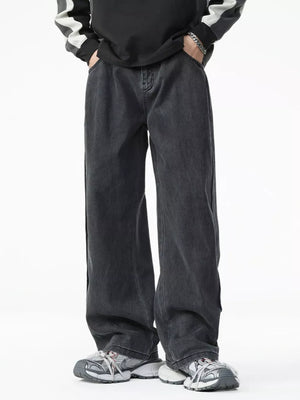 Men's dark wash cotton wide-leg jeans with a casual oversized fit.