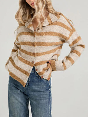 55% polyester, 18% polyamide, 12% polyester, 12% wool, 3% spandex Care instructi cardigan in Red with relaxed silhouette