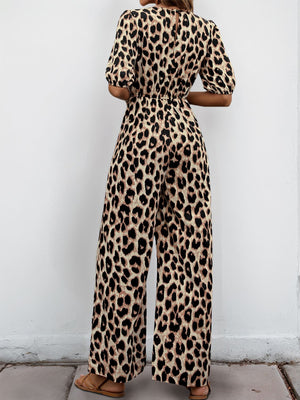 Leopard print jumpsuit with puff sleeves and wide legs