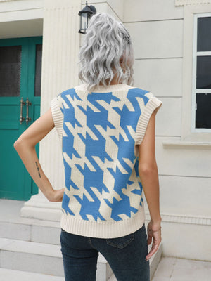 Houndstooth knit v-neck pullover vest in Azure and cream acrylic.