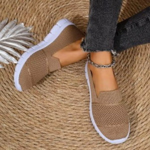 Round Toe Flats Slip-ons in Black, alternate angle