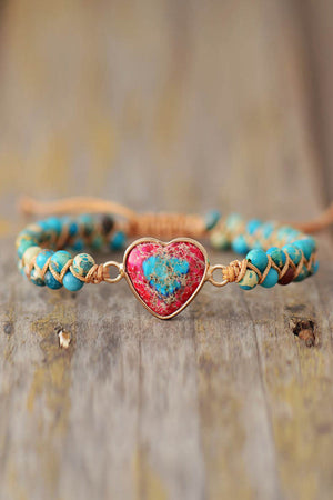 Heart stone beaded bracelet with multicolor stone and blue beads.