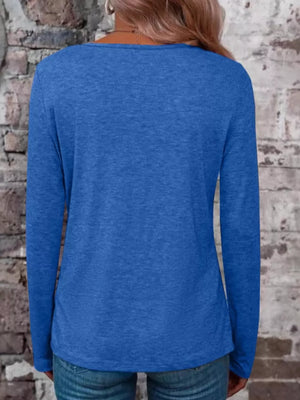 Crisscross V-neck Long Sleeve T-shirt in Pure Black, fit detail