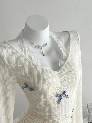 Bow Lace Detail V-neck T-shirt, model styling view