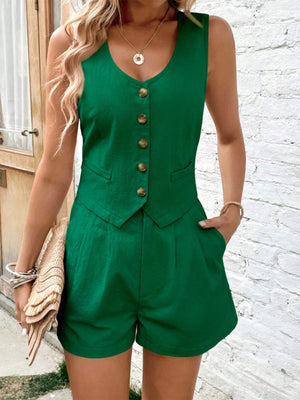 Green cotton vest and pleated shorts set with button detail