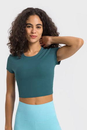 Teal ribbed crewneck crop top with short sleeves