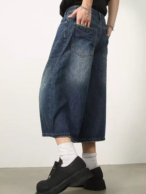 Men's Wide Leg Cropped Jeans Plus Size in Dark Blue, close-up detail