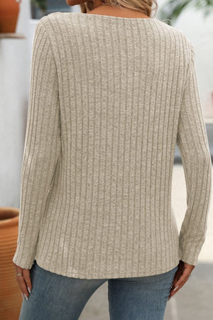 Keyhole ribbed knit long sleeve top in Moonlit Mauve.