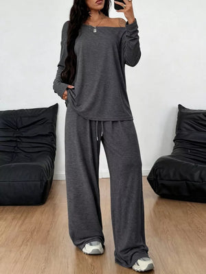 Loose Fit One-shoulder T-shirt And Pants Set Plus Size in Black, product detail