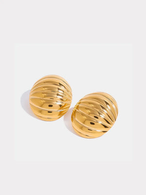 Gold dome earrings with sculpted ribbed texture, 18K gold-plated.