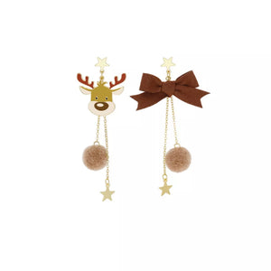 Reindeer bowknot drop earrings with pom poms and stars, 18K gold-plated.