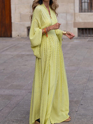 Elegant V-neck Maxi Dress With Flowy Sleeves in Black, fabric detail