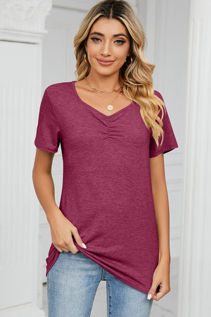Ruched V-neck jersey tee in dark pink with short sleeves.