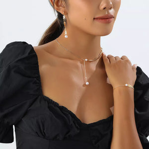 Wheat-spike 18k Gold-plated Faux Pearl Jewelry Set in Gold, model styling view