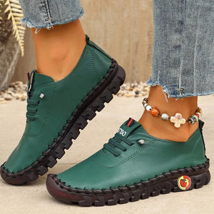 Round Toe Lace Up Sneakers in Grey, fit detail