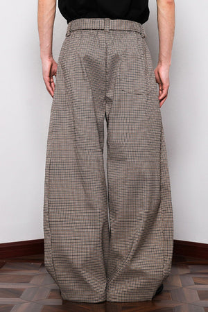 Men's belted wide leg plaid sweatpants in brown, featuring a casual, comfortable fit.