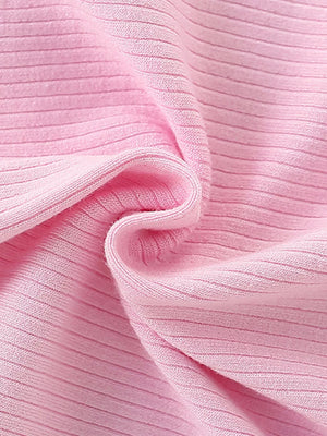 Pink ribbed cotton baby set detail