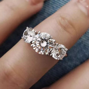 4 Carat Moissanite Sterling Silver Ring, close-up detail